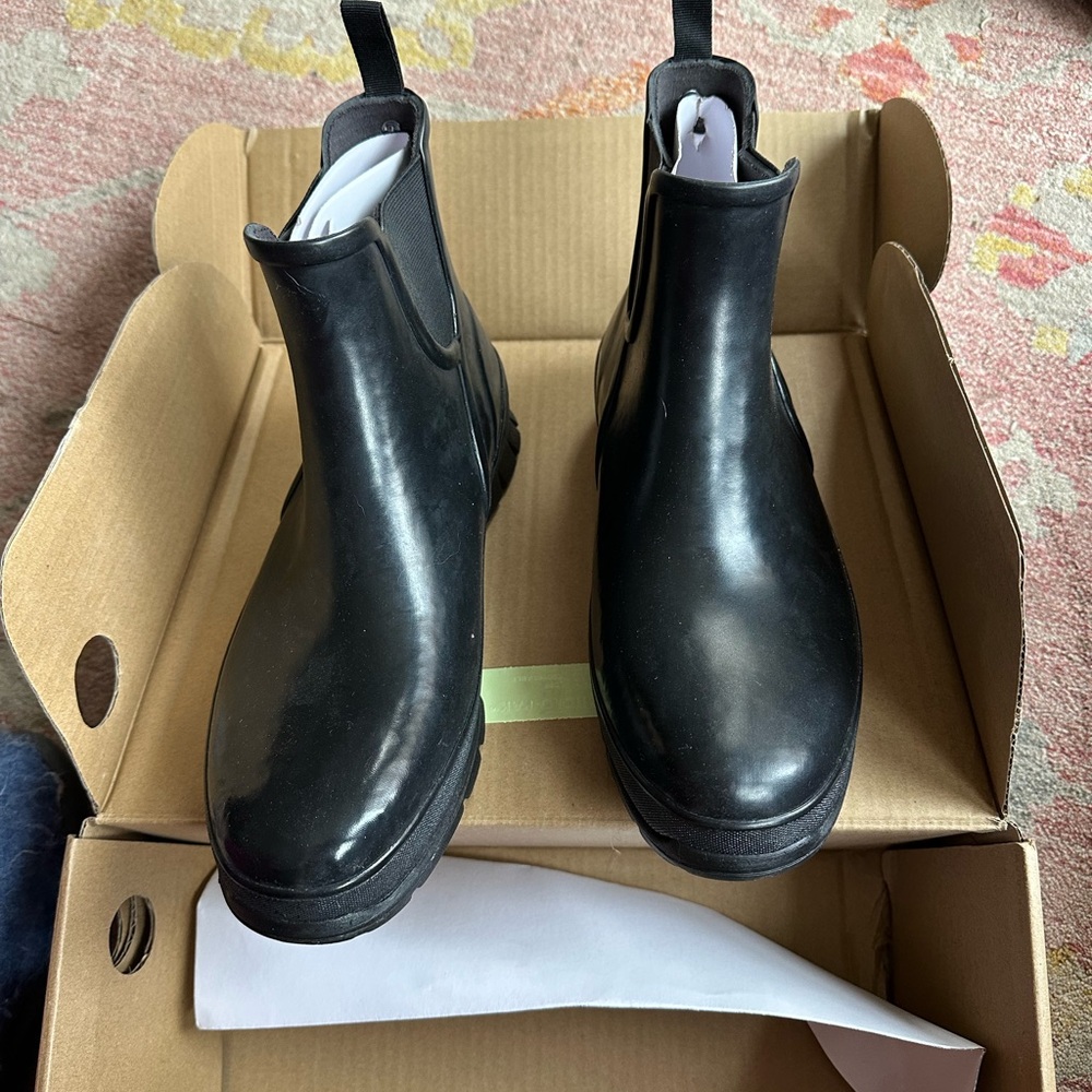 Bogs Black Women size 10 Waterproof Rain Boots